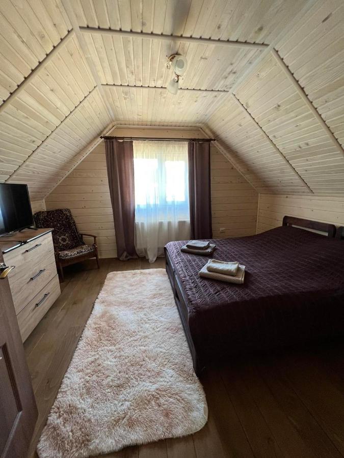 На Березові Krivorovnya Buitenkant foto