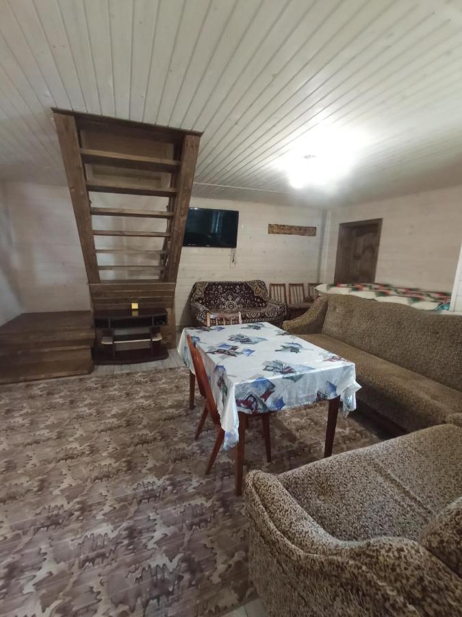 На Березові Krivorovnya Buitenkant foto